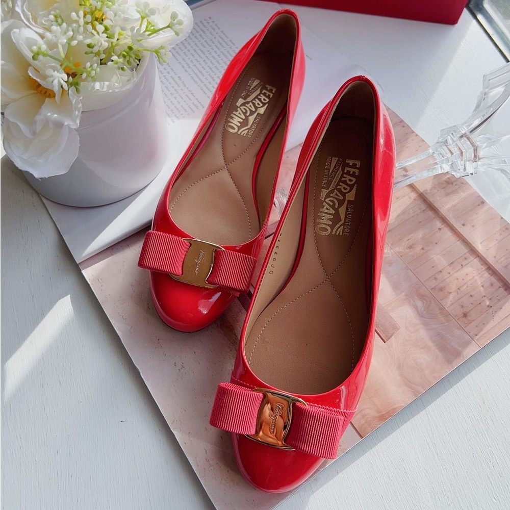 Ferragamo size36B New